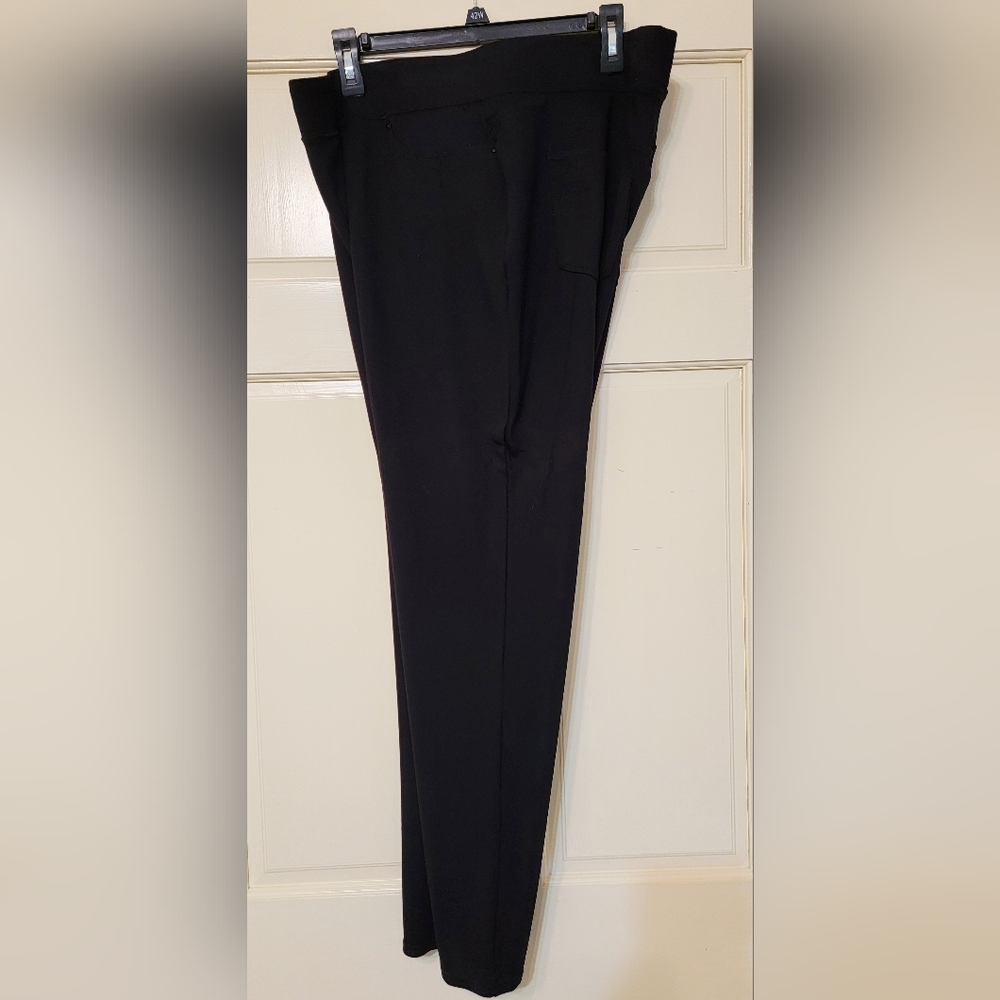 Rafaella Women's Pull On Ankle Capri Pants  Size 18